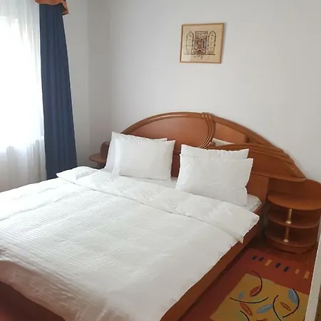 Apartament Melinda Oradea Extérieur photo